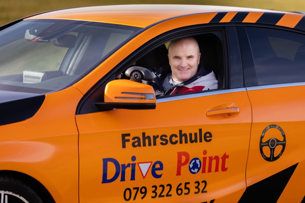 Simon Intlekofer, Fahrlehrer bei Drive Point